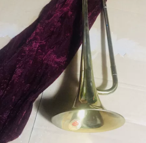 ?80年代/四花牌/青年号乐队乐器小号 材...