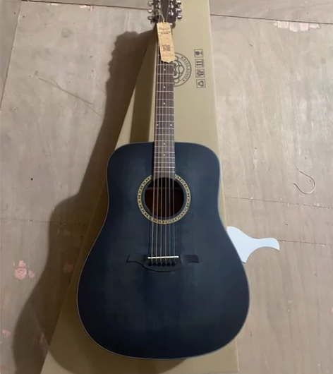 全新雷克斯吉他。r-d18 tks。积压库...