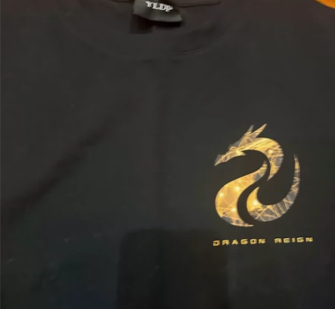 两个T恤军号 感兴趣的话点“我想要”和我私...