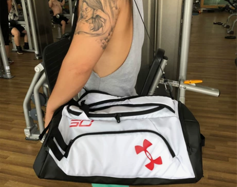 安德玛健身包男干湿分离双肩斜跨单肩ua运动...