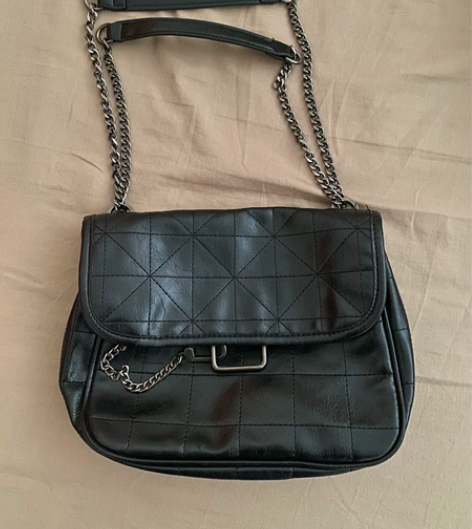 Zara包包，成新，保正，可斜挎可腋下，容...