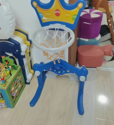 篮球框,9成新,没咋玩 感兴趣的话点“我想...