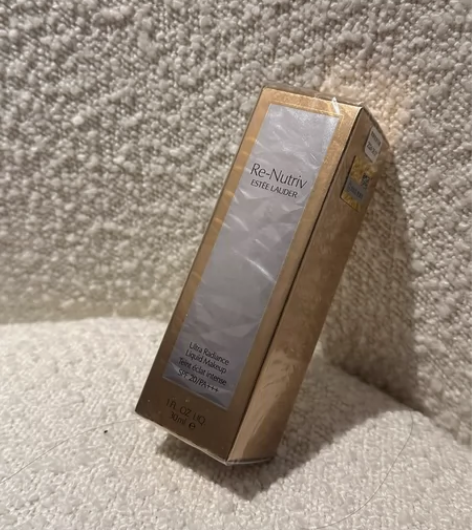 【全新未拆】雅诗兰黛白金粉底液 购于海南c...