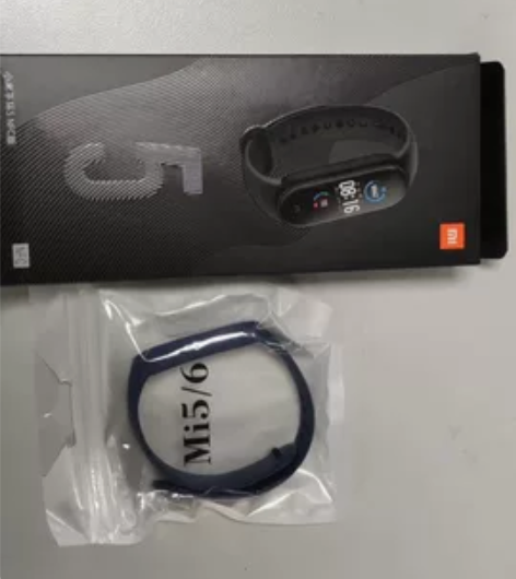 小米手环5 黑色 断舍离，出。 不刀。