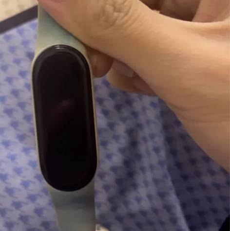 小米5手环 九成新 感兴趣的话点“我想要”...