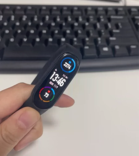 小米手环6nfc  正品！屏幕没有划痕 品...