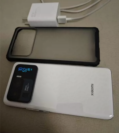 小米11u   12/256，白色自用 自...