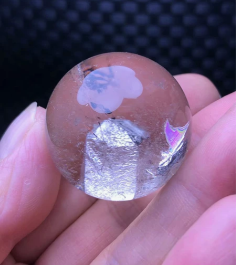 3厘米纯天然七彩虹立体晶中晶水晶球,捡漏价...