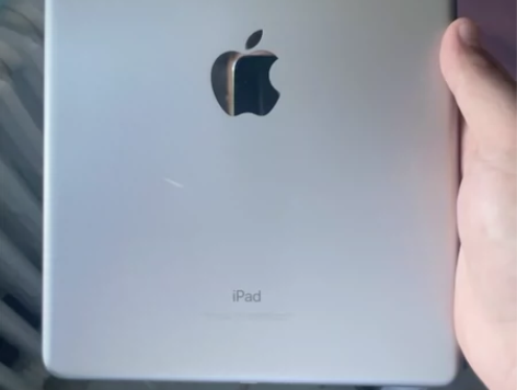 ipad6 32g 灰色美版以前画画用的换...