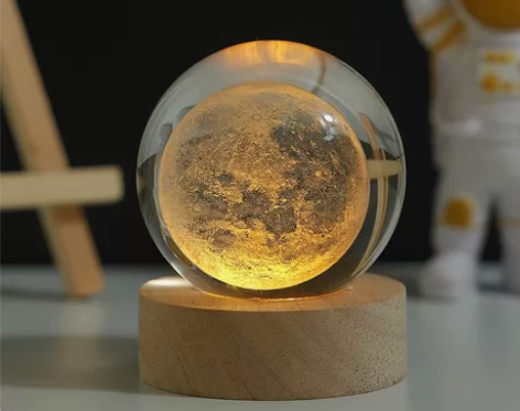 【送礼必备】发光太阳系水晶球桌面小夜灯摆件...