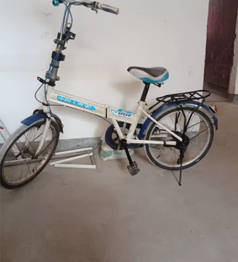 折叠自行车一辆,功能完好 感兴趣的话点“我...