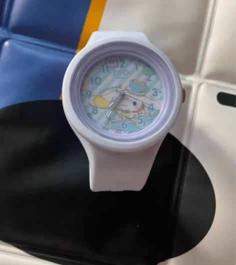 正港三丽鸥手表没电了不知道怎么换电池 感兴...