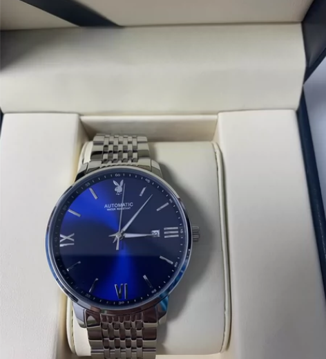 花花公子机械手表，个人买了但没带过，便宜出...