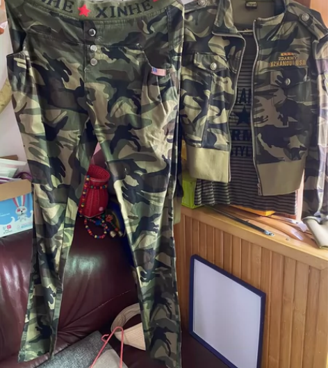 全新无吊牌迷彩服三件套，比较修身，适合偏瘦...