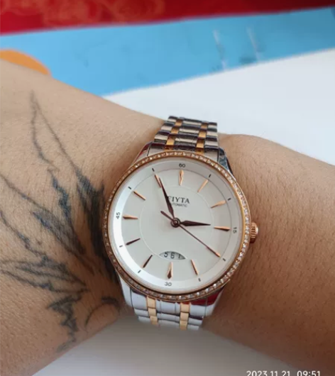 正品飞亚达芯动系列机械表，过生日朋友送的，...