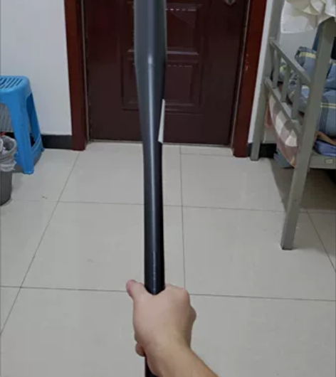 钢铁的棒球棍，之前买来放在车里。25寸的，...