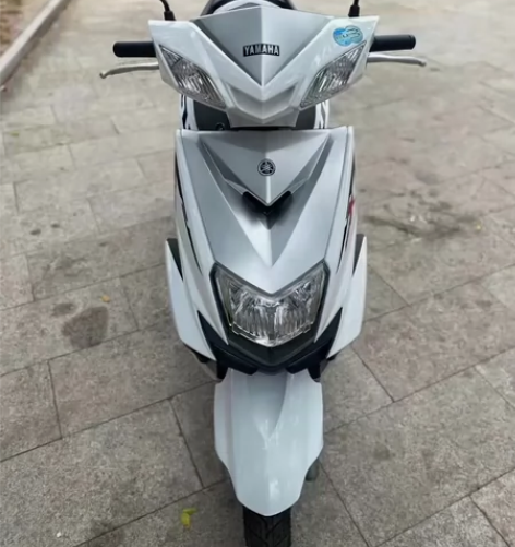 二手摩托车 踏板车 进口雅马哈尚领125c...