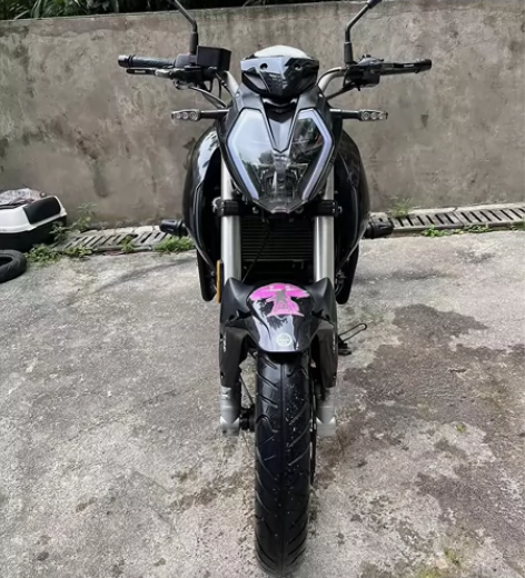 19款20年上户贝纳利小迅龙BN150S,...