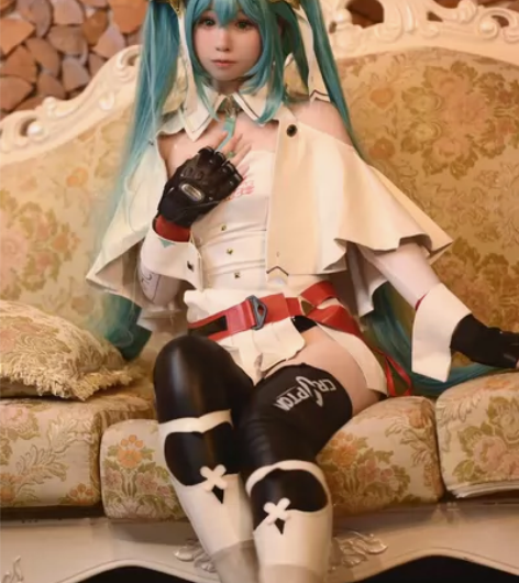 【出租】悠窝窝 初音未来 2023赛车服c...