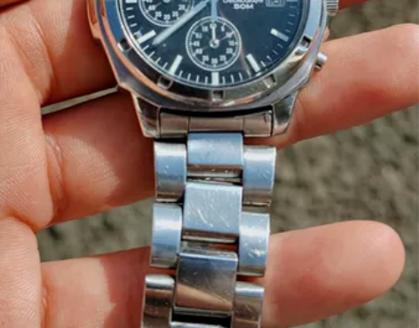 精工男士多功能石英手表，功能正常，走时精准...