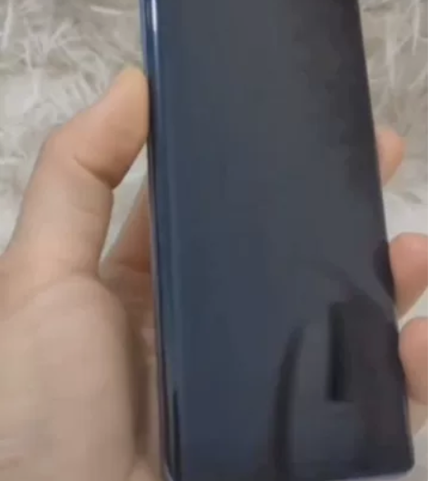 华为nova9，具体用多久忘记了，因为有两...