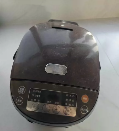 苏泊尔球釜电饭煲，用了5 年，功能全部正常...