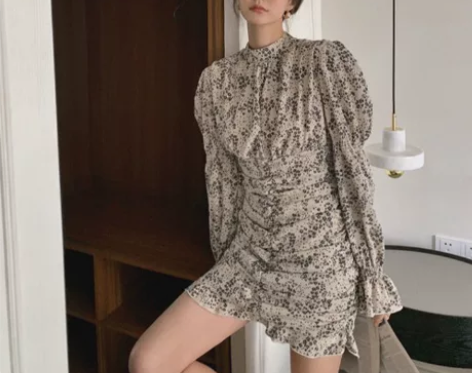 法式碎花裙连衣裙女春秋新款雪纺长袖收腰气质...