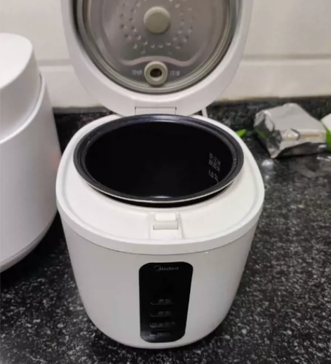 美的0.8升 1-2人迷你电饭煲 六成新 ...