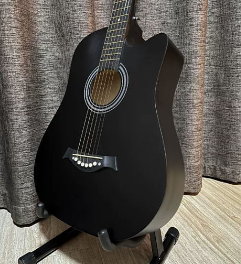 快来捡漏全新吉他，原价800多的吉他现低价...