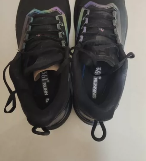 361度运动鞋 37码 孩子大人都可穿。 ...