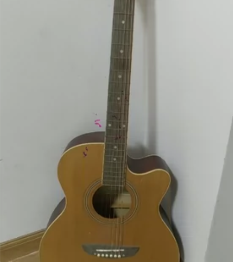 casme卡斯摩吉他 感兴趣的话点“我想要...