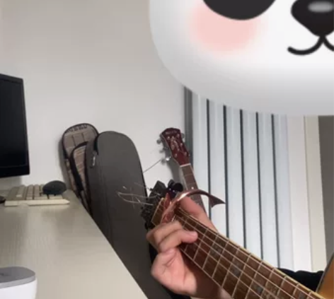 一把吉他 大连市内可配送 包邮 诚心买的咱...