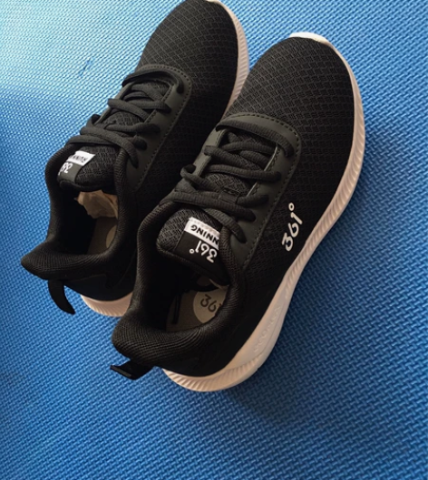 361度儿童男鞋网面透气跑步鞋 全新带鞋盒...