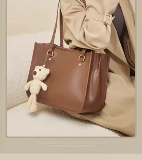 全新大容量单肩包转让～无挂件 感兴趣的话点...