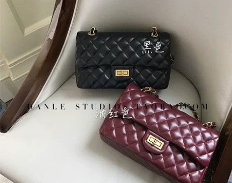 danle 春夏款  小香风菱格链条包 颜...