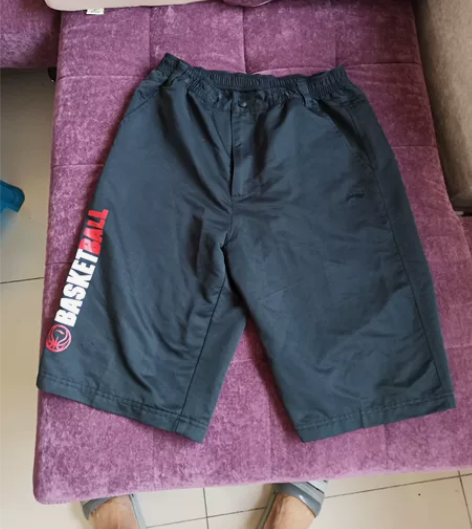 李宁篮球中裤 专柜购买，短裤太多，处理闲置...