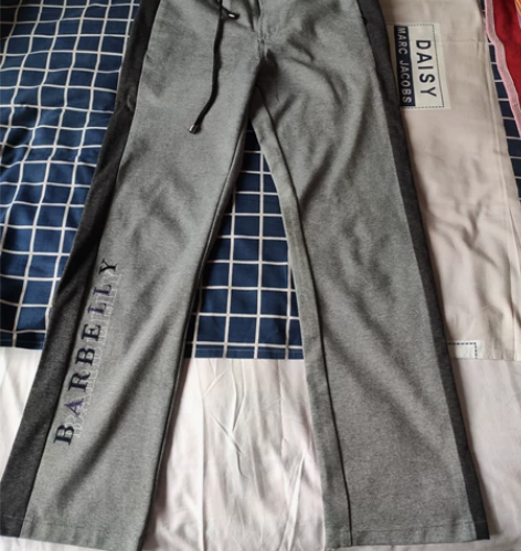 新的29码运动休闲裤尺码如图 质量做工都不...