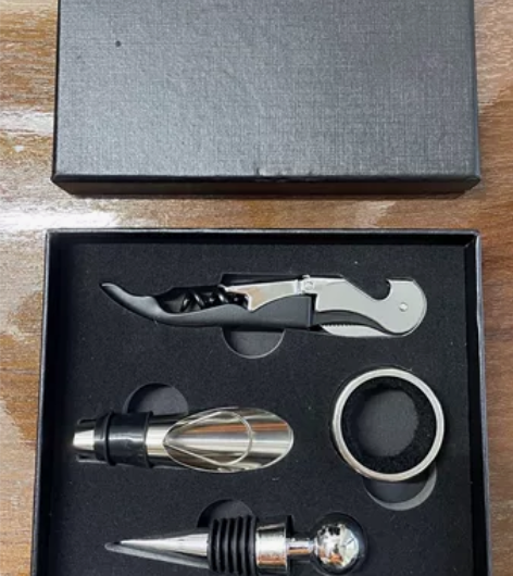 红酒开塞器+红酒瓶塞+倒酒嘴 全新闲置实物...