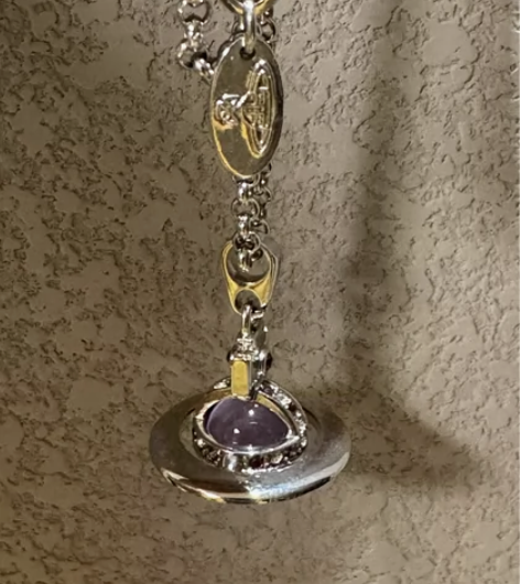 西太后薇薇安Vivienne Westoo...