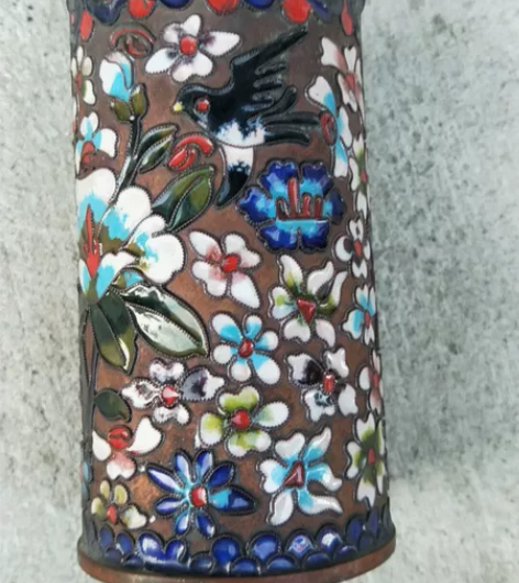 五六十年代。景泰蓝笔筒一个。全品 感兴趣的...