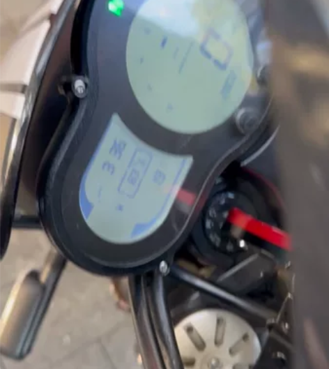 19年11月上牌贝莱利幼狮500前减震ky...