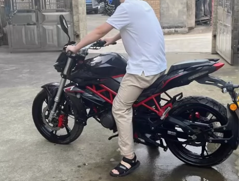 贝纳利 红宝龙 TNT 150i 20年的...