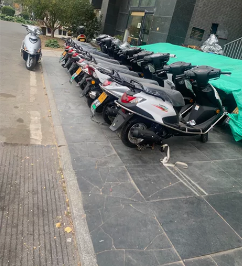 豪爵VF100VF125京B公户8300—...
