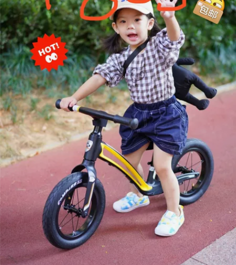 【全新正品】萌大圣F805儿童平衡车无脚踏...