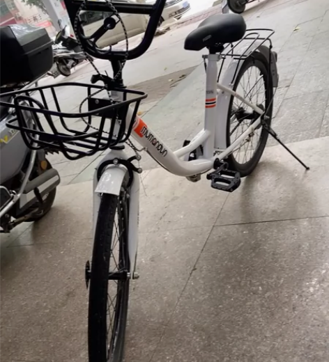 新买的学生自行车便宜处理 感兴趣的话点“我...