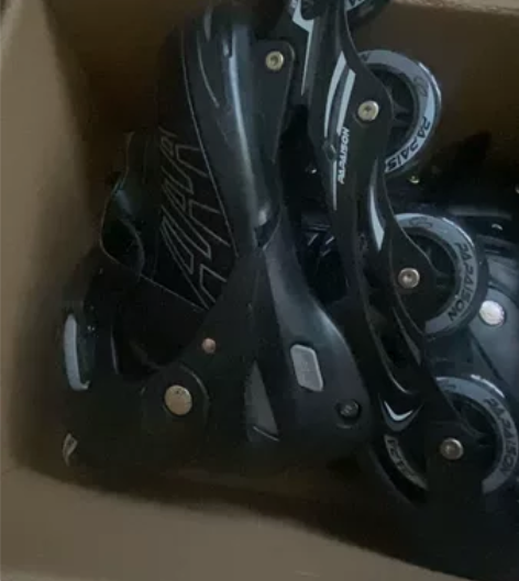 溜冰鞋成人旱冰轮滑鞋成年全套装初学者可调大...