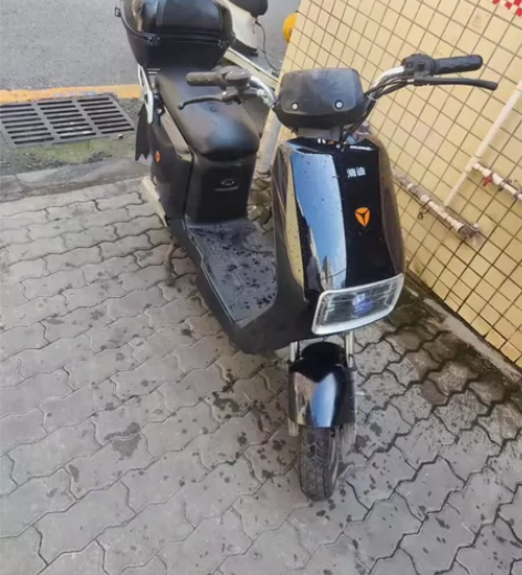 雅迪电动车闲置转让 新国标可以上牌 大品牌...