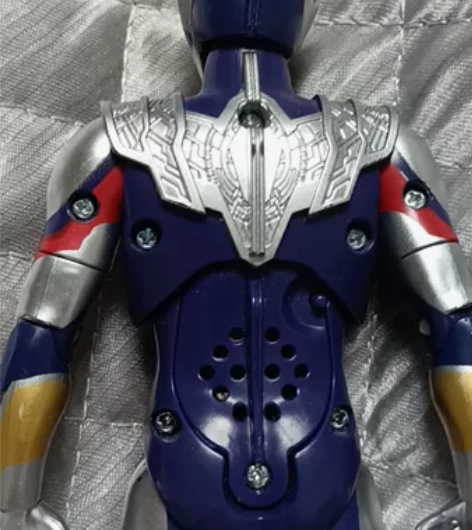 万代奥特曼超可动玩具，正版手办关节可动，发...