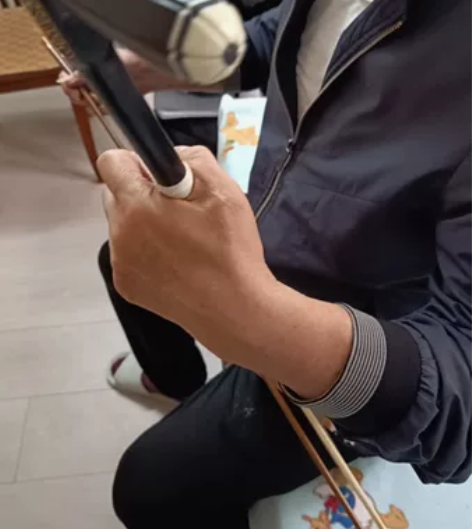 受朋友委托，低价转让九成新苏州依之木品牌申...