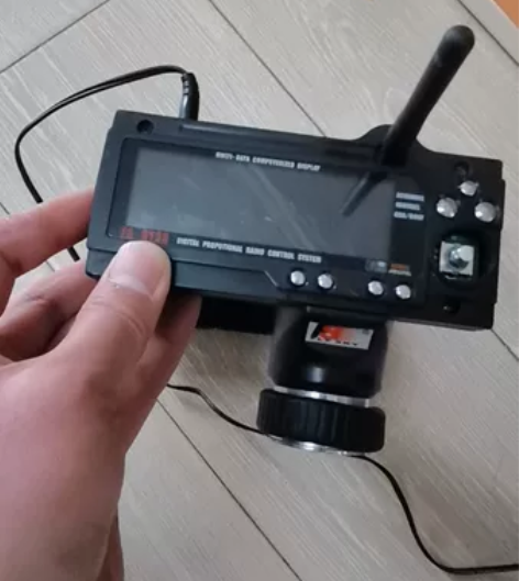 富斯GT3B遥控器 枪控RC车船遥控器 外...